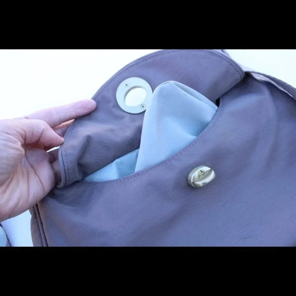 Baggallini cross body bag - Picture 4 of 8